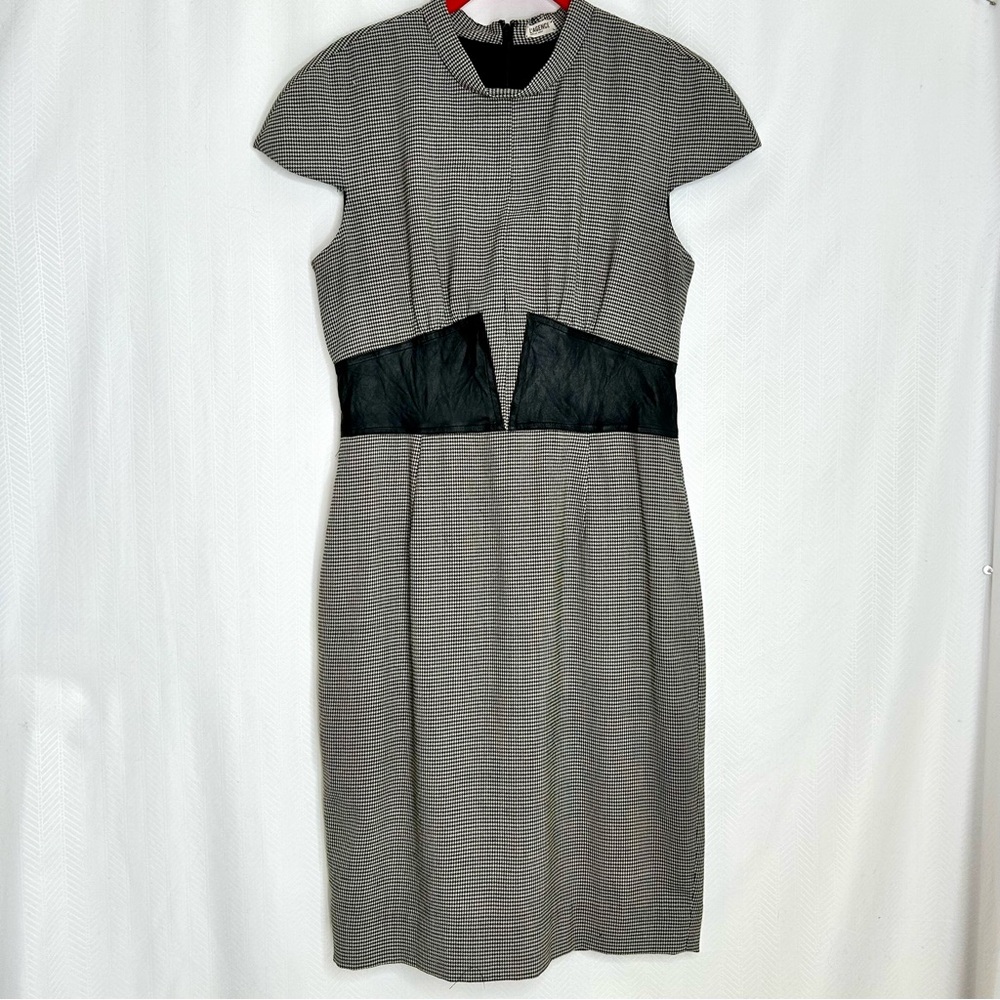 L’Agence houndstooth retro sheath dress classic size 8 black and white